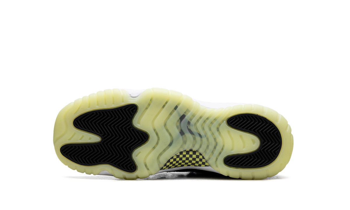 Air Jordan 11 GS 5
