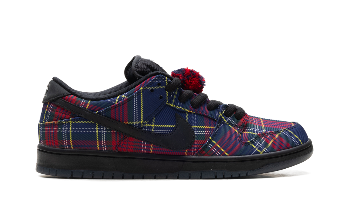 SB Dunk Low 6F