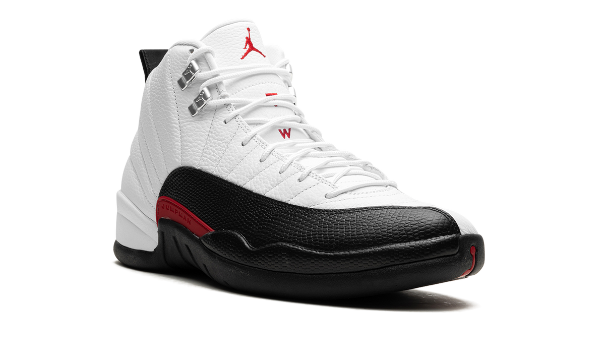 Air Jordan 12 7FS