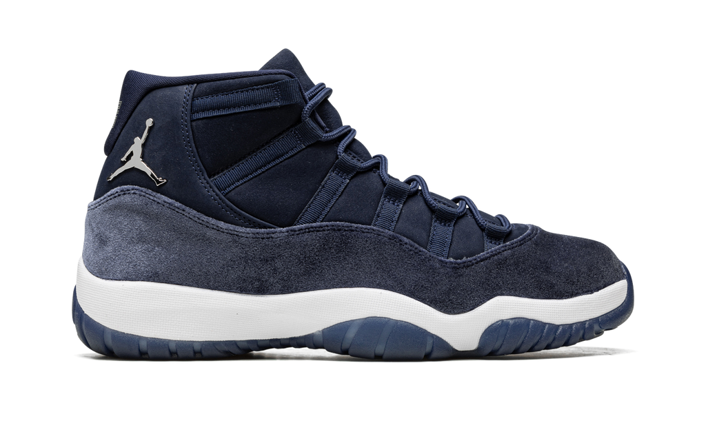 AIR JORDAN 11 VELVET WMNS Midnight Navy AR0715 441